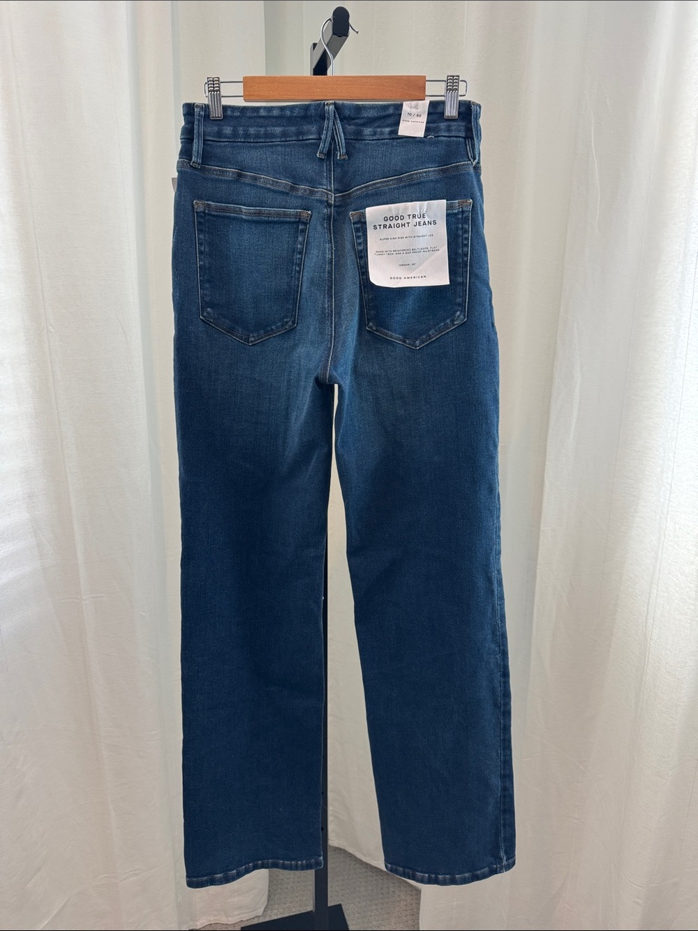 Good American Indigo High-Rise Wide Leg Jeans - Picture 5 of 8